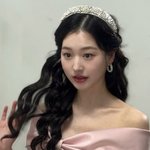 “최연소 여우주연상 받으러”…아이브 장원영 친언니 장다아, 알고보니