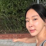 그래도 연예인인데.."아무도 신경 안 써" 서울 한<b>복판</b> 활보