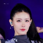 <b>올백</b>머리하고 이목구비 난리났던 여자 아이돌