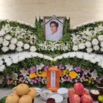 “편안히 눈 감길”…서수경, 故대도서관 영정사진 공개하며 먹먹한...