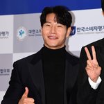 김종국, 18년 일한 매니저와 이별…<b>GD</b> 소속사엔 현장 매니저만...