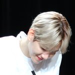 백현 <b>염색</b> 잘한 듯