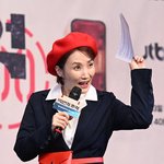 '오늘도 패션으로 열일' 버스 안내양으로 변신한 박경림 [<b>TF</b>사진관]