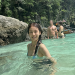 비키니 속 넘치는 볼륨감… '美친 뒤태'에 "감<b>다살</b>" [스한그램]