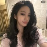 [에스파] 오늘자 <b>닝닝</b> 입술필러맞은거야?