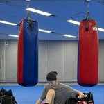 [댓글부탁해] “이 사진 맘에 들어”…금새록, 복싱장 푸른 기운→근성의...