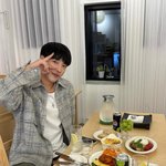 '33세' 우도환, 나이 믿기지 않은 청량한 소년미+남친룩…밝은...