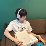 11세 연하 女아이돌과 스캔들 '42세' 김희철…헤드폰 감성 소화한...