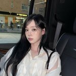 [댓글부탁해] '24세' 에스파 윈터, 언제부터 이렇게 성숙했나…순백드레스에...