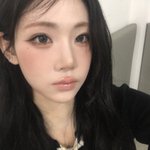 이거 눈<b>화장</b> 어케하는거임?