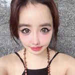 중단’ 박봄, 여전한 이민호 사랑 “길거리에서”[<b>SNS</b>는 지금]