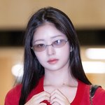 [현장포토] "예쁨 <b>한도</b>초과"…레이, 로맨틱 출국