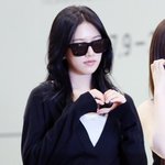 아이브 유진 '시크한 하트'[포토]