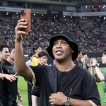 [현장포토] "아이 러브, 서울"...호나우지뉴, 지독한 팬사랑