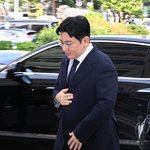 [속보]‘부정거래 의혹’ 방시혁 <b>의장</b> 직접 경찰 출두 “심려 끼쳐...