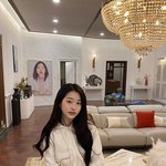 '장원영 친언니' 장다아, 집이 궁궐이야…크리스탈 조명이 반짝반짝