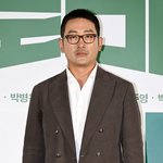 하정우, <b>SNS</b> 사칭 주의 알렸다..."발견하면 알려주세요"
