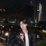 이제 이런 스타일로 작품 좀 하나 해주라