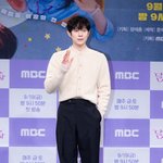 [T포토] 김영대 '이기적 다리 길이'