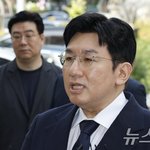 하이브 상장 전 무슨 일?…'<b>BTS</b> 아빠' 방시혁, 어쩌다 피의자...