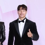 김종국, 데뷔 30주년 겹경사…결혼 이어 콘서트도 <b>전석</b> 매진