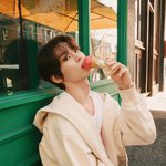 윤서빈 신곡 'Strawberry Candy' 콘셉트 포토 #1