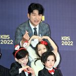 .끝없는 악플 세례에 “겸허히 받아들여” 사과 [<b>Oh</b>!쎈 이슈]