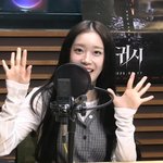 <b>배수민</b>, 스테이씨 클래스 어디 안 가네 “와이어 없이 허리 90도...