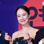 송지효, 교도관 변신…5년 만에 스크린 복귀