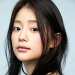 “투명한 시선이 머문 자리”…채서안, <b>담담</b>한 여운→초가을 감성 대폭발