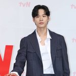 [단독] ‘음주운전 적발→드라마 <b>중도</b> 하차’ 윤지온, 소속사도 전속계약...