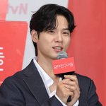 이음해<b>시태</b>그 측 “윤지온, 전속계약 만료…‘아기가 생겼어요’ 하차”...