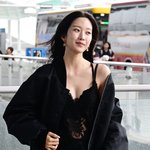 문가영, 220만 원 언더웨어 입고 공항에… '파격 넘어 충격'