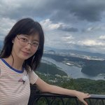 “구름 아래 깊어지는 시선”…전소민, <b>청량</b>한 산공기→초가을 여운