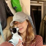 투병' <b>민지영</b>, '입양 1년 차' 냥딸 투병 사실 공개… "몸과...