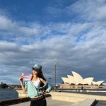 '합의 실패' 뉴진스 다니엘, 한국 안올 기세..그저 러닝만[스타이슈]