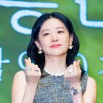 이영애, '2조 자산가' ︎남편과 공개 데이트.."소극장 공연...