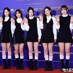  때 아닌 <b>비명</b>소리에…'소속사 학대설' 해명 "평등한 관계"