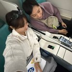 <b>송지</b>은, 가수 내려 놓더니…결혼 1주년 앞두고 박위와 미국행