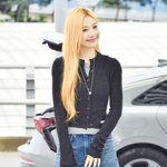 레드벨벳 조이, 크러쉬 미소도 시크하게 [포토엔HD]