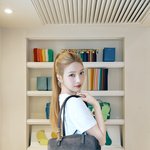 레드벨벳 조이,크러쉬 피브레노 안국 플래그십 오픈 현장 방문