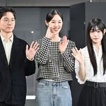 [사진] 포토 타임 갖는 유종석 감독, 강해림, <b>배강희</b>