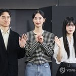 부산국제영화제 '<b>미아</b>' 야외 무대인사