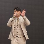 [지역 트로트] '<b>안산</b> 나훈아' 꿈꾸는 윤성준, 상인회·축제 섭렵...