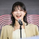 김유정·김도훈, 베트남서 목격담 확산… 소속사 "열애설은 사실무근"