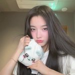 내가 좋아하는 여자 <b>얼굴</b>인데 공통점 뭐같음