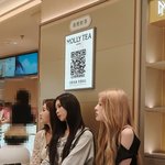 중국에서 사진찍힌 스테이씨