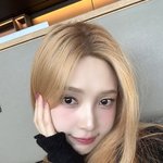 크러쉬 조이 결혼<b>발표</b>