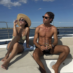 56세 엄정화, 이탈리아서 훈남 외국인 옆 수영복 자태 "아름답다"...