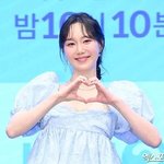 딸 돌잔치 끝낸 이유영, 1년만 뒤늦은 결혼식 "꽃보다 아름답게...